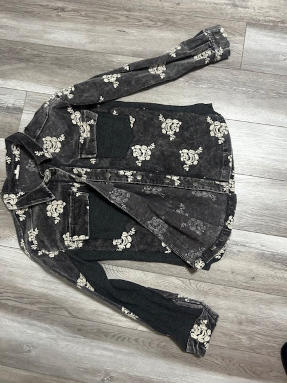 Mystree Floral Shacket, NWOT